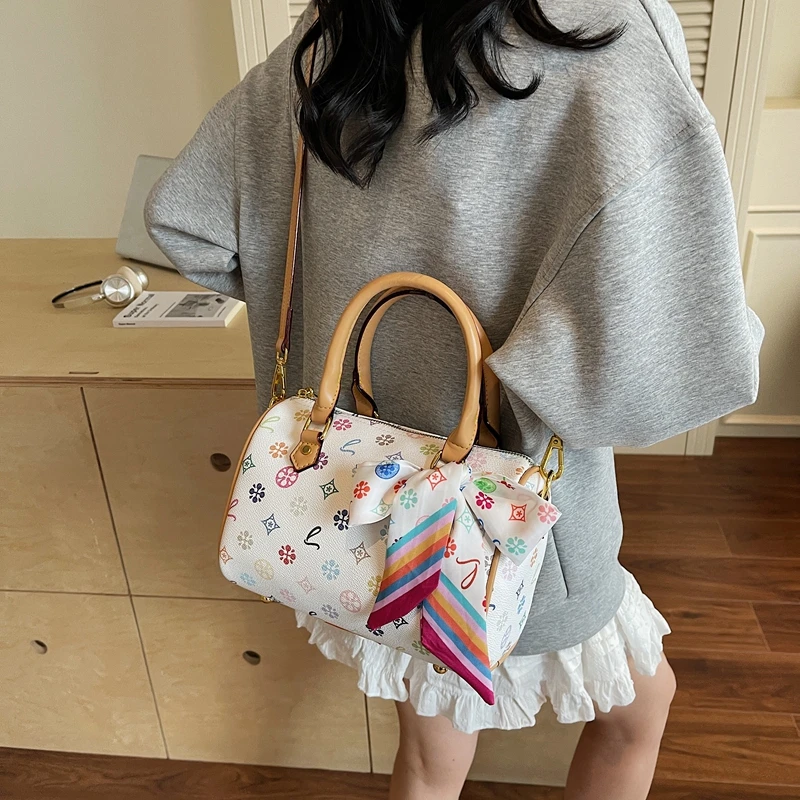 Elegant Women Luxury Leather F - Luxury Lifestyle Handbags 评论和价格